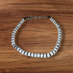 Bransoletka – howlit, hematyt.